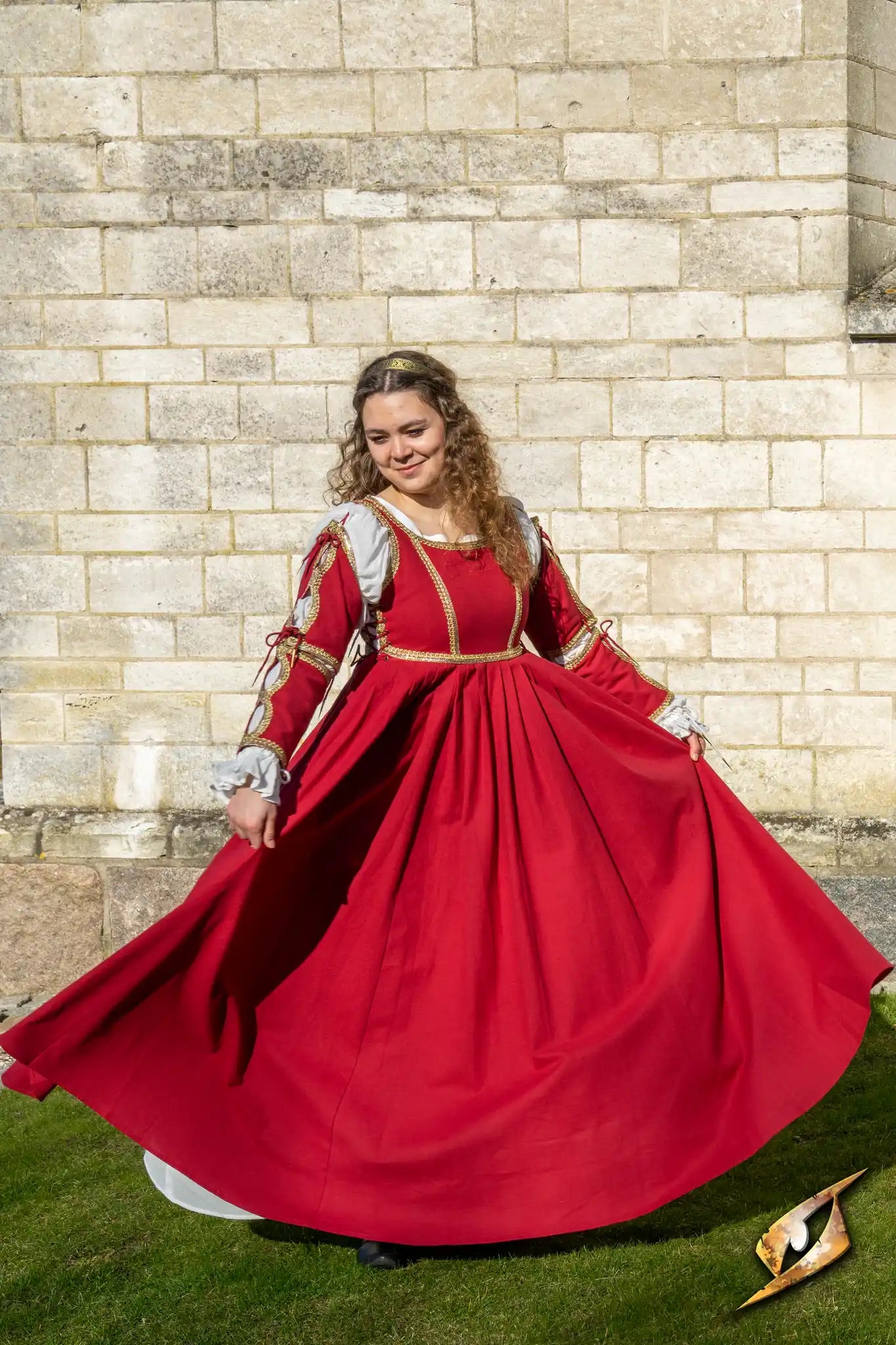Medieval Dresses & Renaissance Gowns | Epic Armoury Medieval Dresses & Renaissance Gowns | Epic Armoury