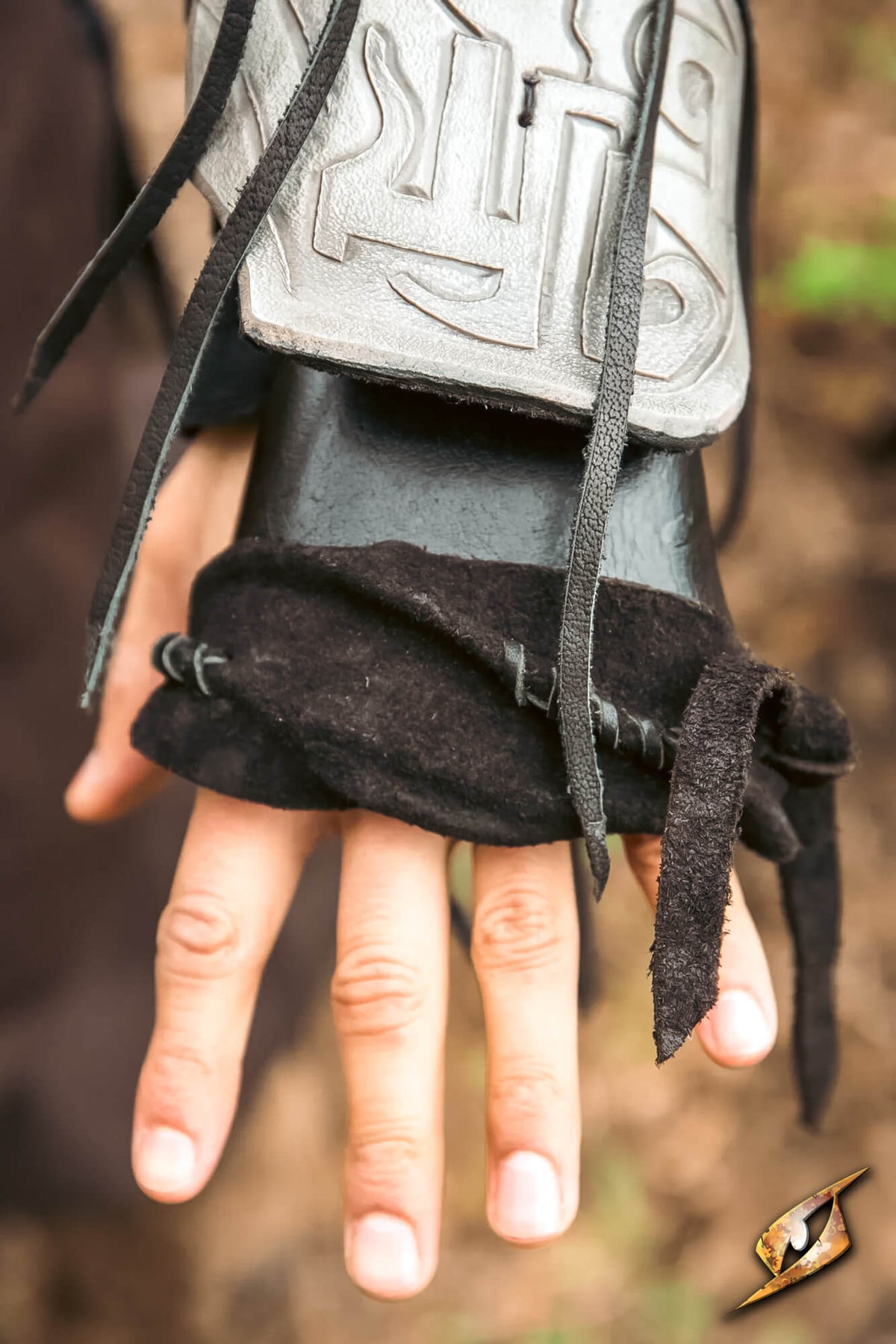 Bone Bracer