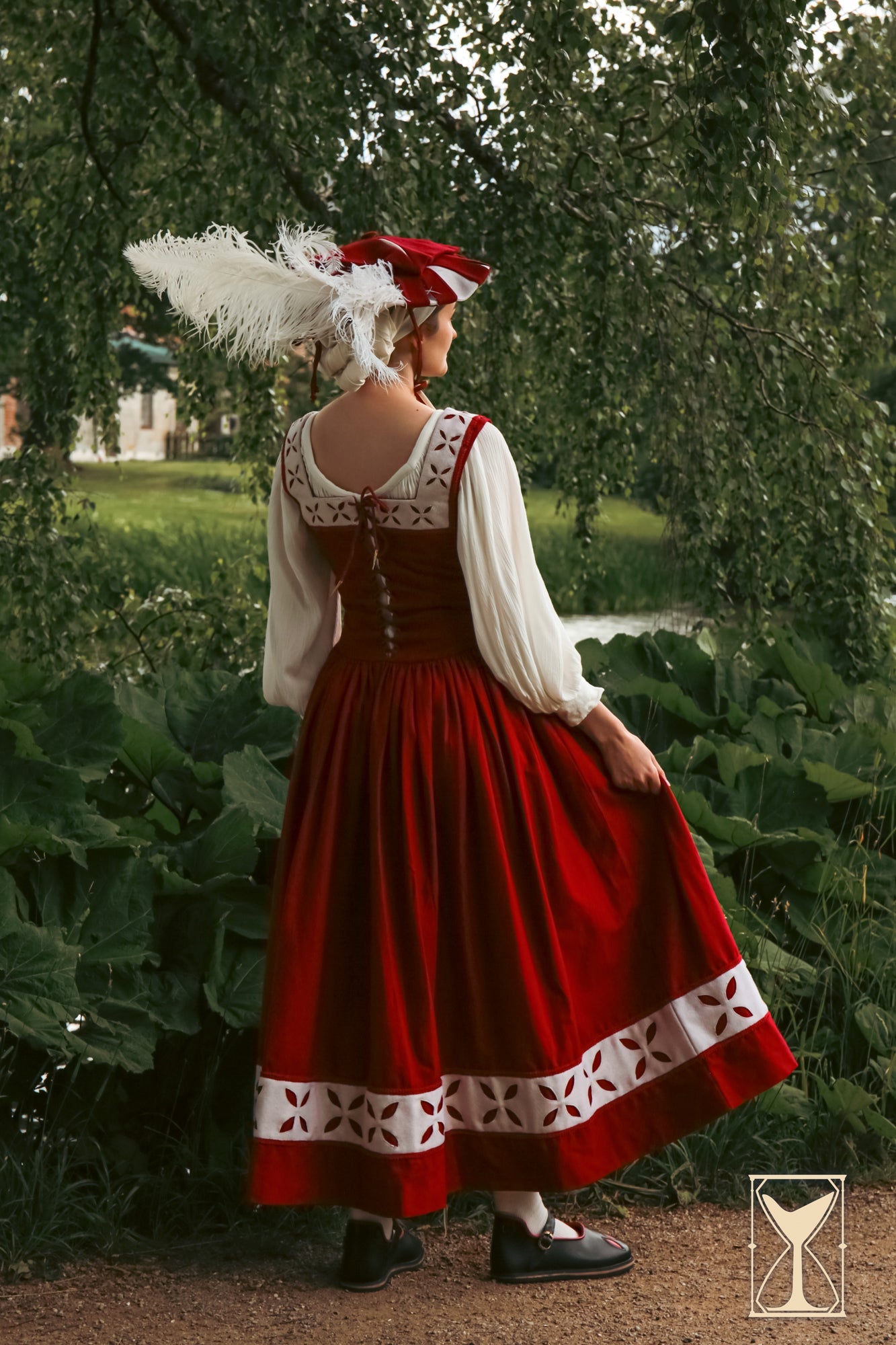 Kampfrau dress - Epic Armoury America