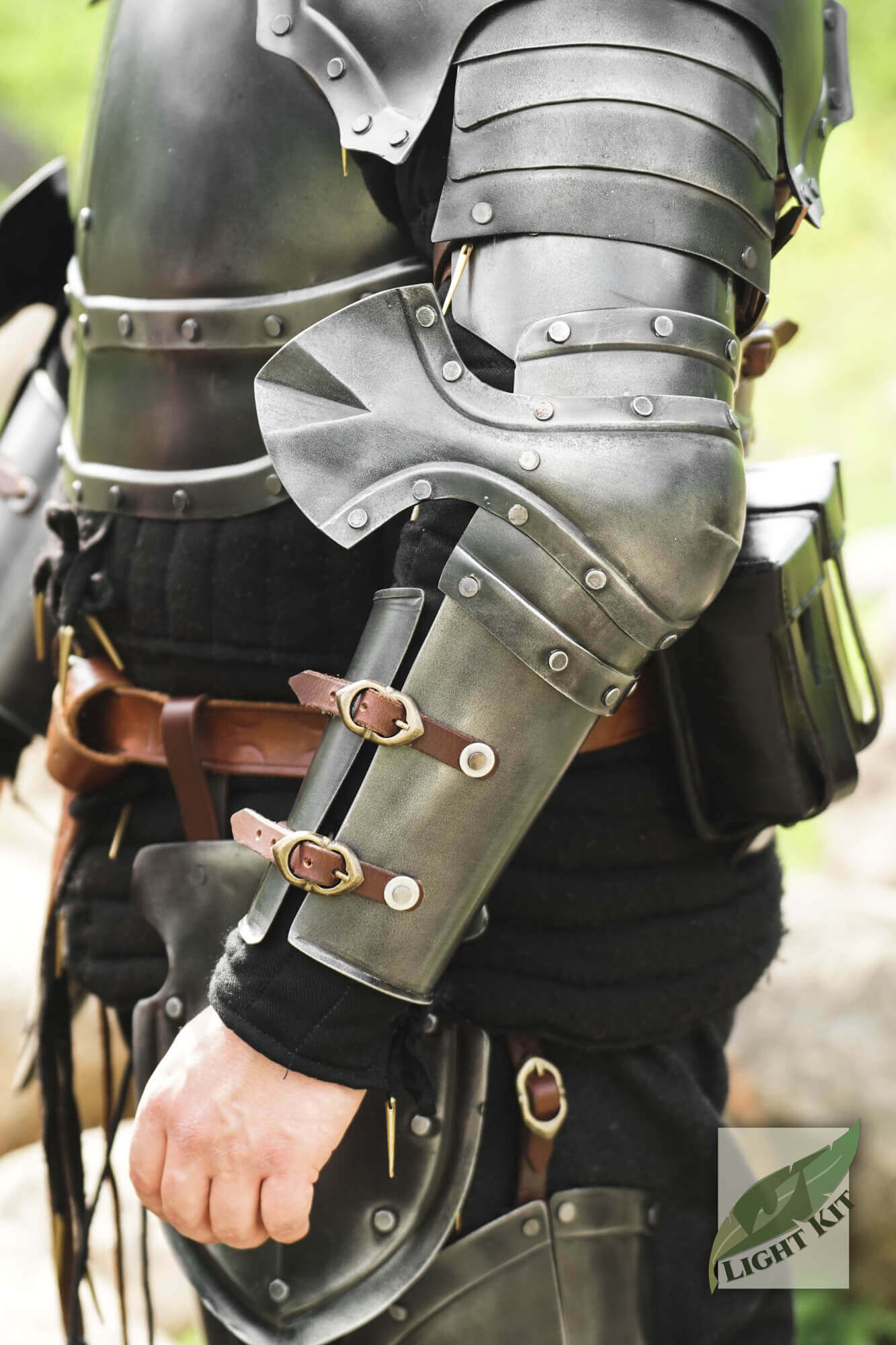 Captain Arm Protection - Light Kit showcasing armored upper arm and elbow protection for enhanced durability.
