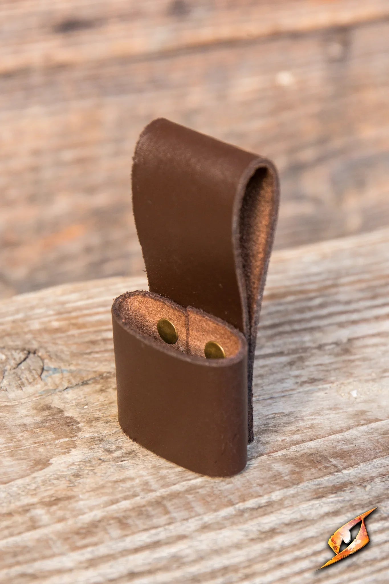 Throwing Knives Holder - 1pc for securely holding throwing knives at your belt, perfect for stealthy operations.