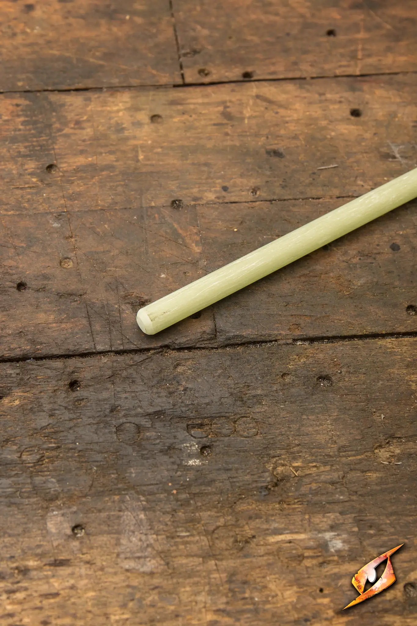 Glasfiber Core for DIY LARP weapons, 8mm Ø and 80 cm long, designed for strength and flexibility.