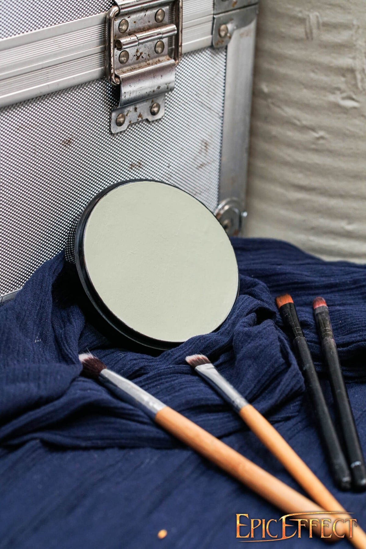 Water Based Make Up - Pale Green