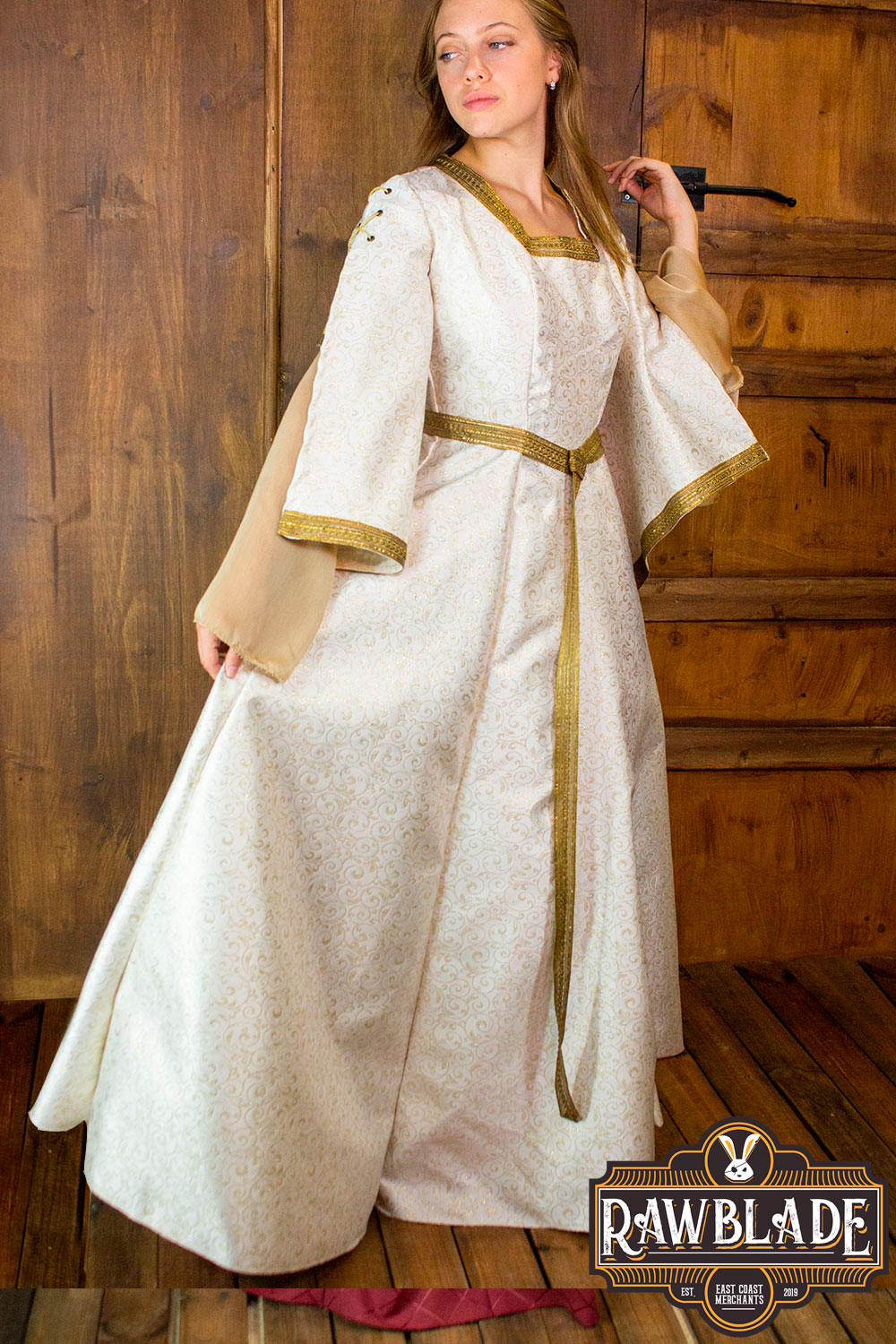 Aquitania Noble Dress from Rawblade, featuring gold brocade fabric, tulle sleeves, and medieval elegance for special events.