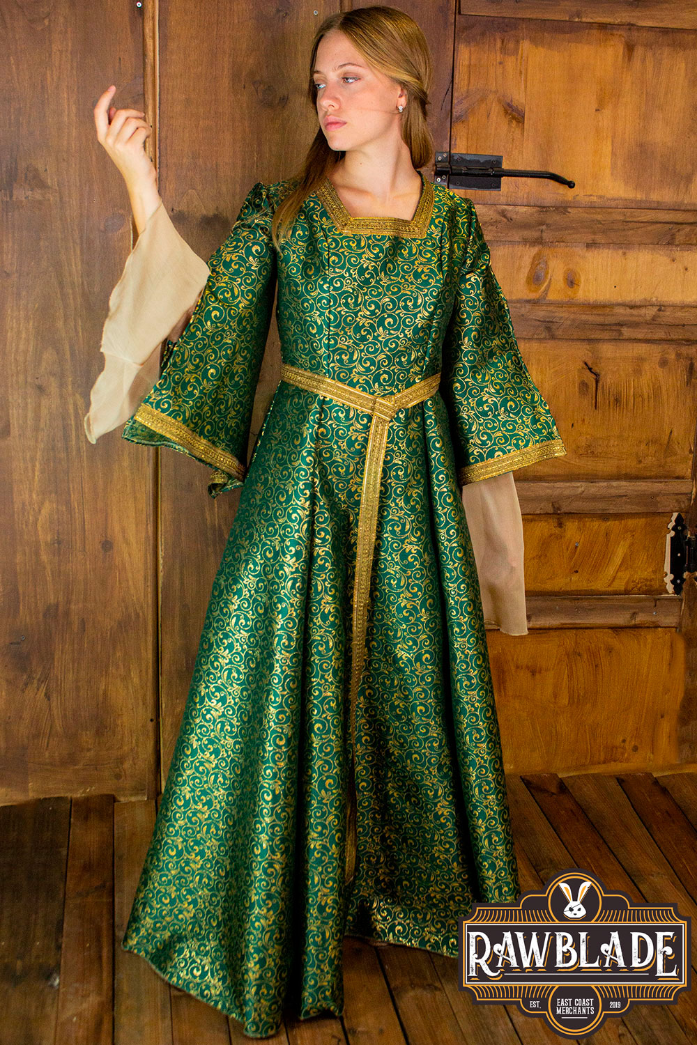 Aquitania Noble Dress in green brocade with gold trims and tulle sleeves, perfect for special events and larp.