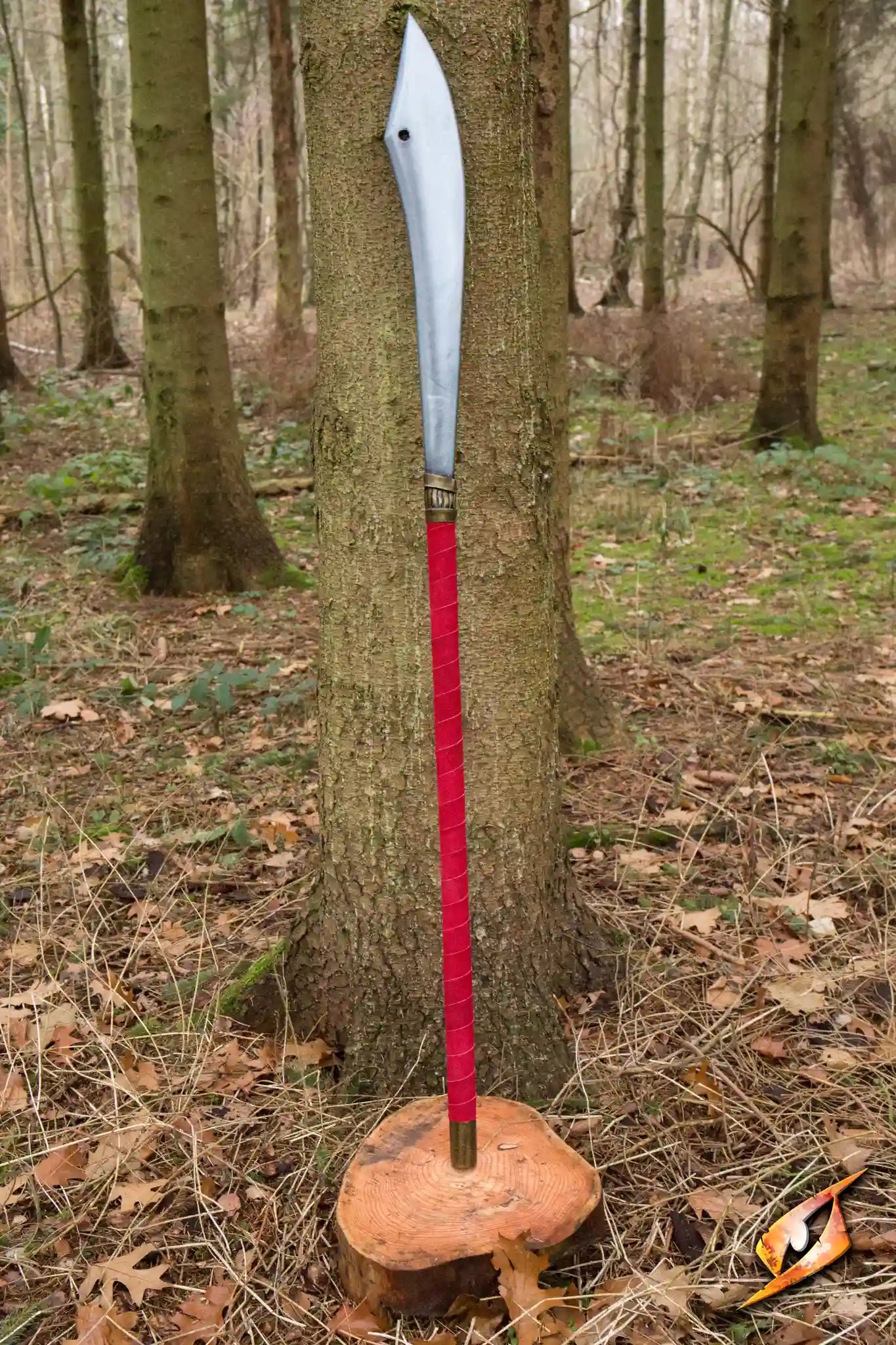 a Guandao standing in a forest, showcasing the combination of spear and sword design.