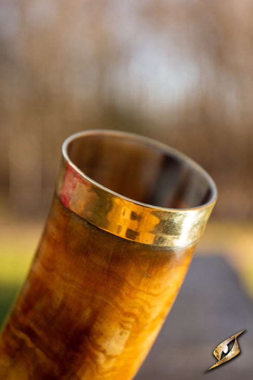 Warrior drinking horn 0,5 L showcasing its elegant design and polished rim, perfect for mead and festive celebrations.