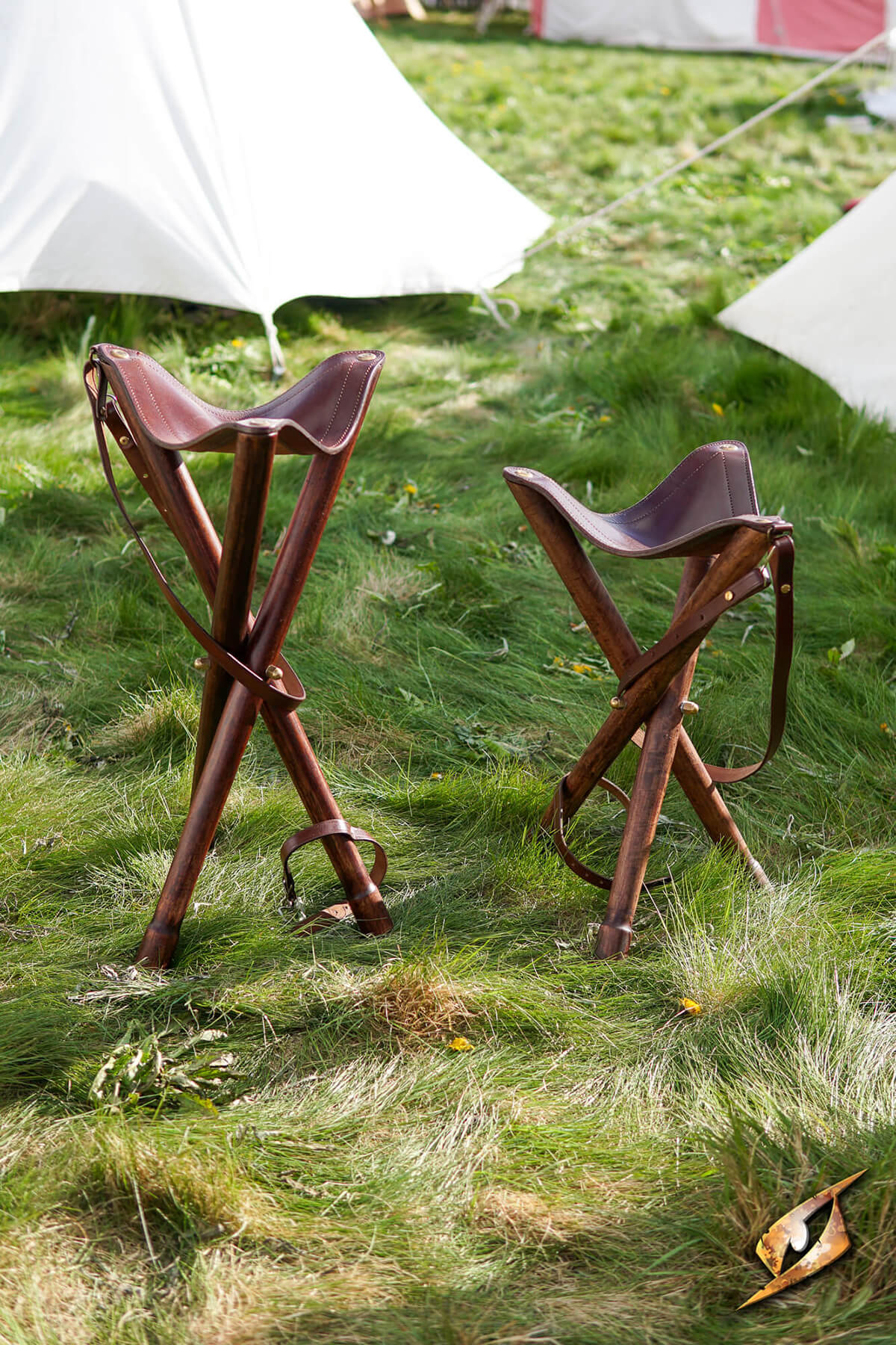 Tripod Stool - Portable & Durable | Epic Armoury