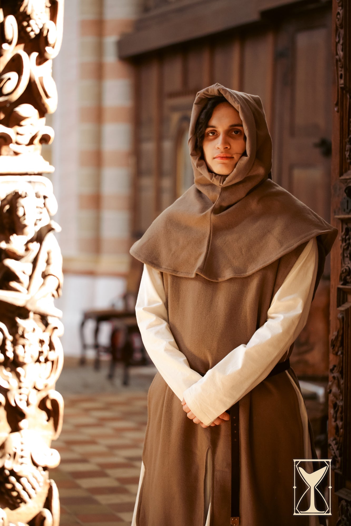 Simple Liripipe Hood - Brushed Wool - Epic Armoury America