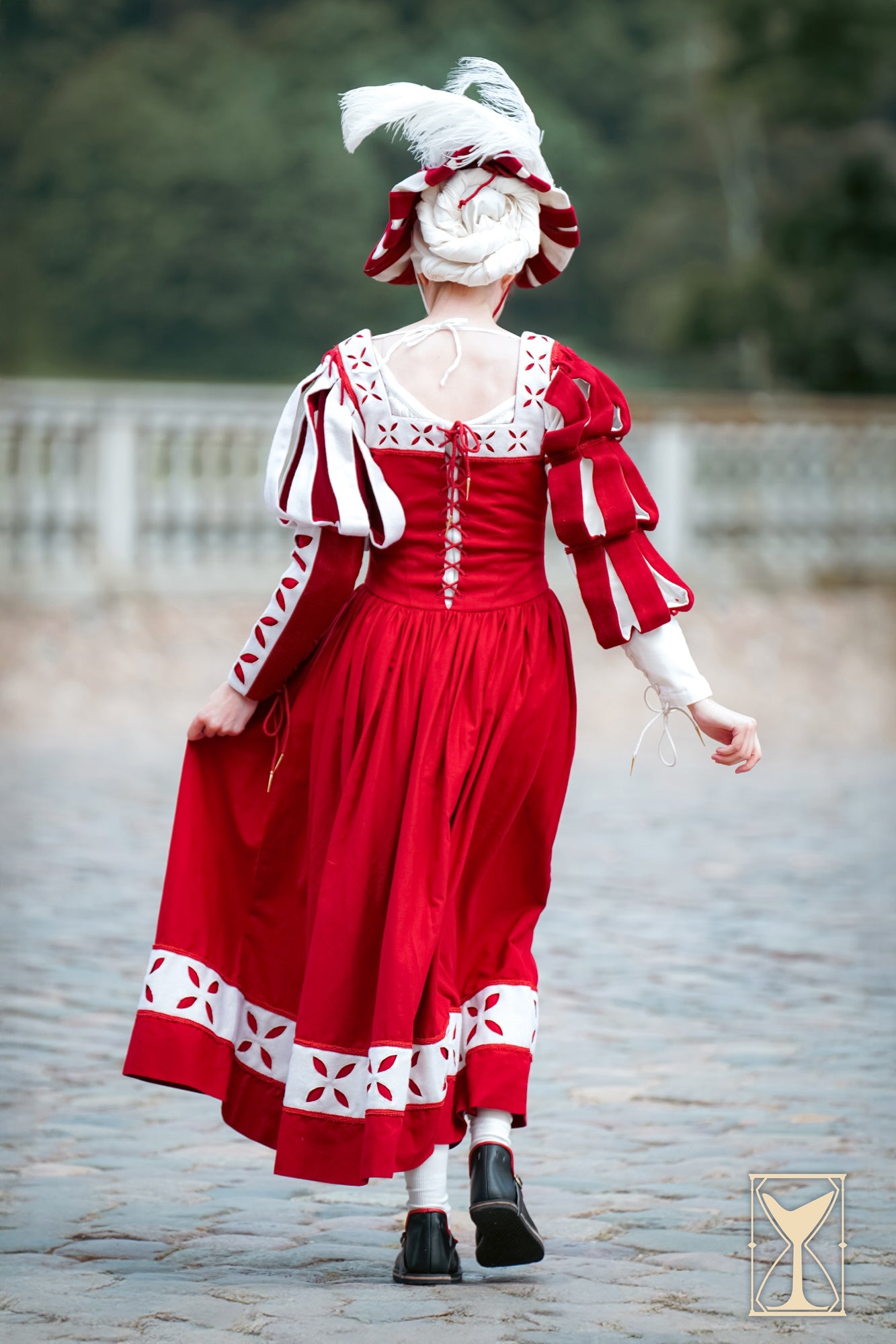 Kampfrau dress - Epic Armoury America