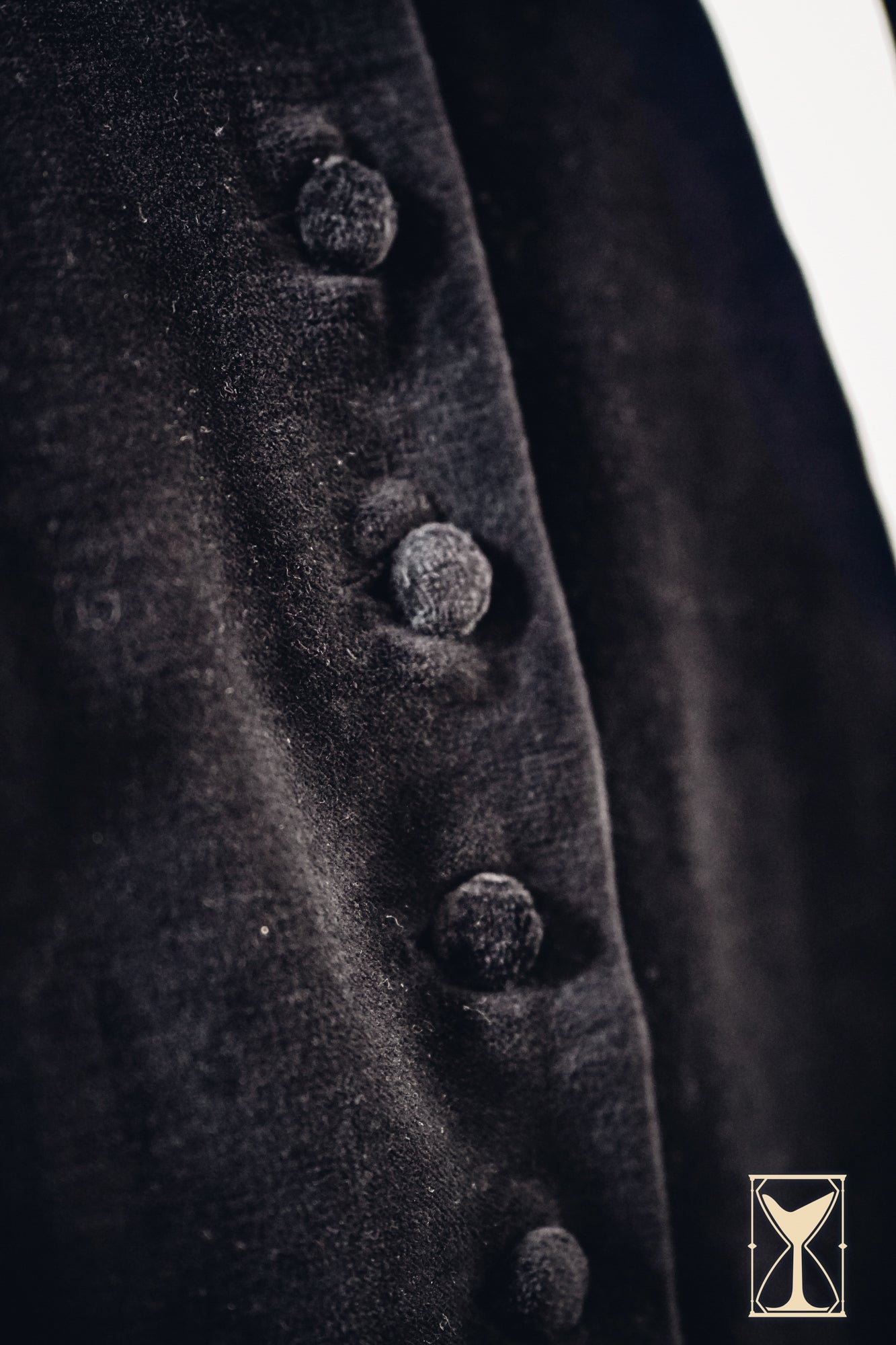 Velvet Surcoat - Epic Armoury America