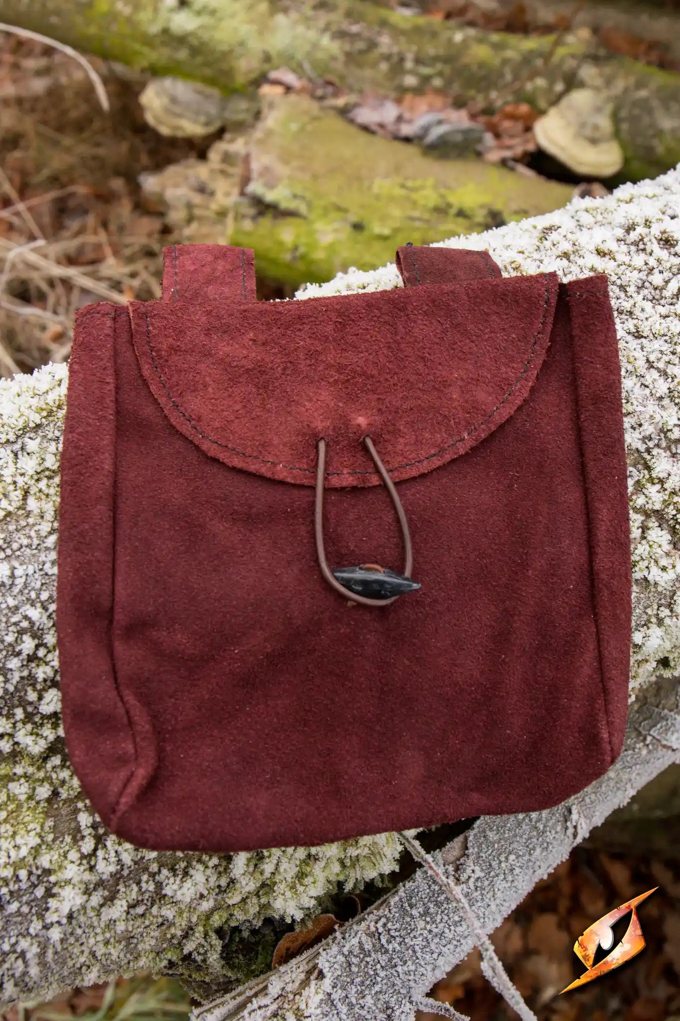 Leatherbag Thin - Large in ox brown leather, slim design for belt attachment, practical and stylish accessory.