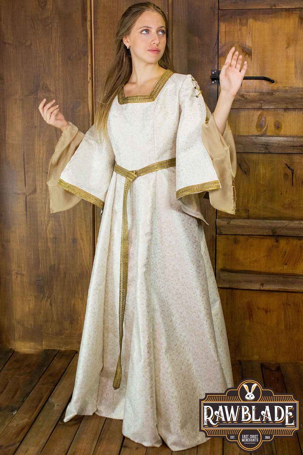 Aquitania Noble Dress