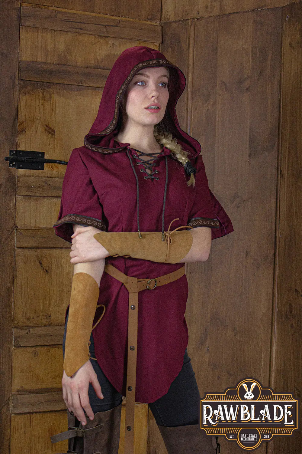 Aquitania Noble Dress in burgundy with hood and gloves, perfect for medieval-themed events and larp.